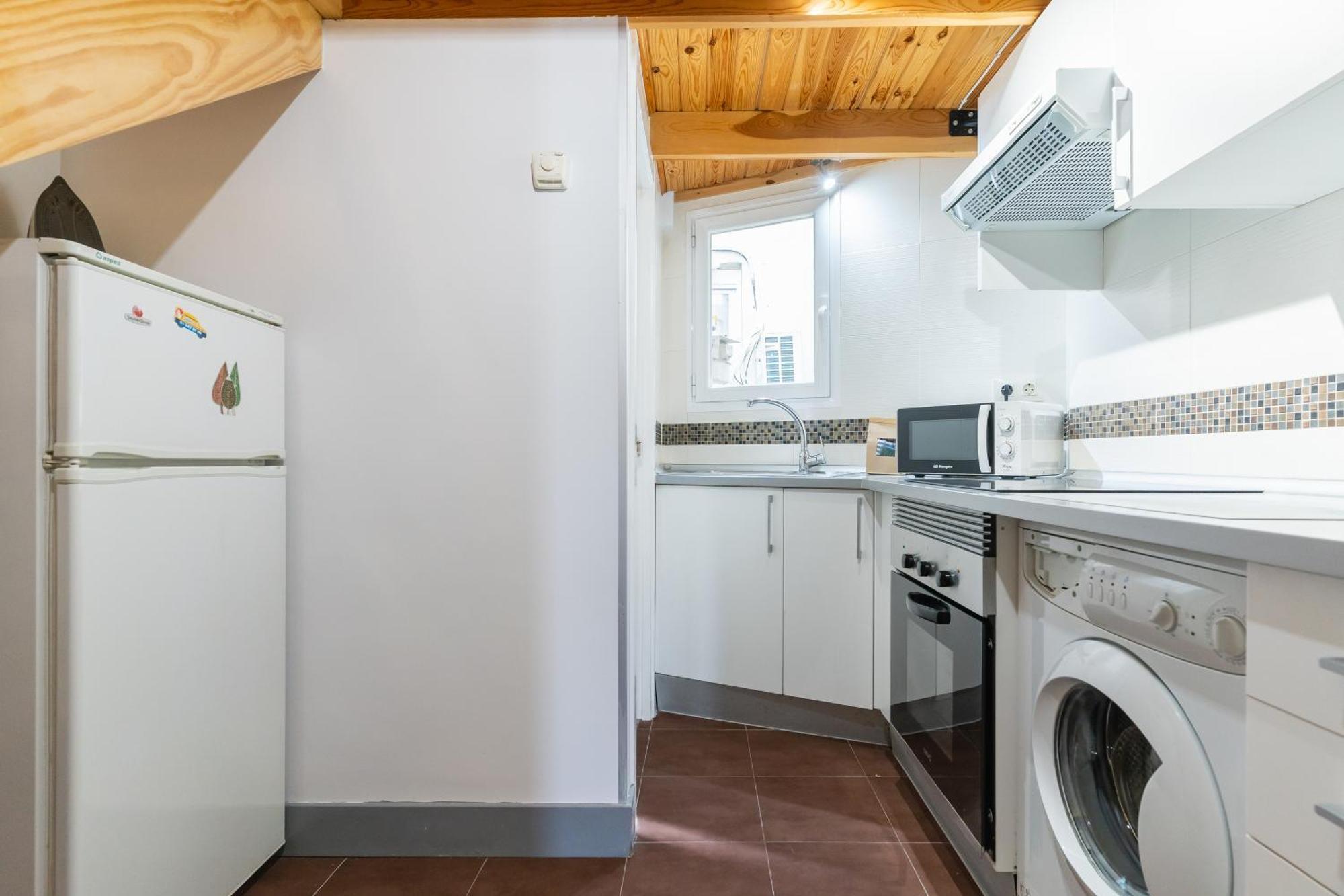 2 Bedrooms 1,5bathrooms Furnished - Sol - Bright & Functional - Mintystay Appartement